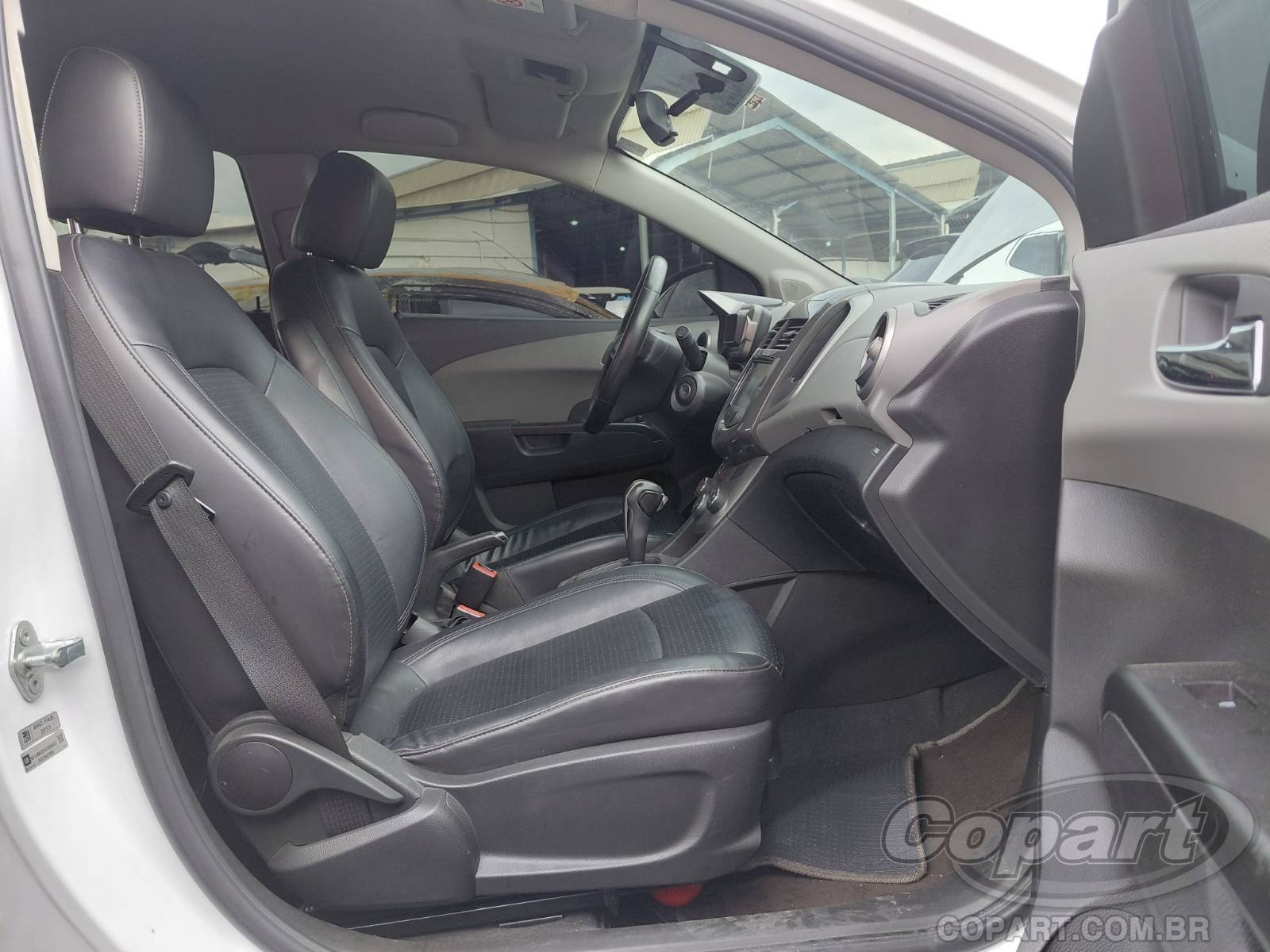 2014 CHEVROLET SONIC — foto 5 de 10