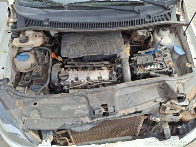 2011 VOLKSWAGEN FOX 