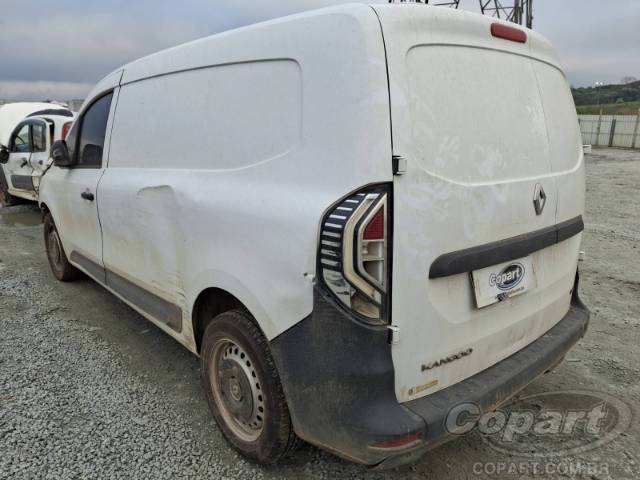 2025 RENAULT KANGOO 