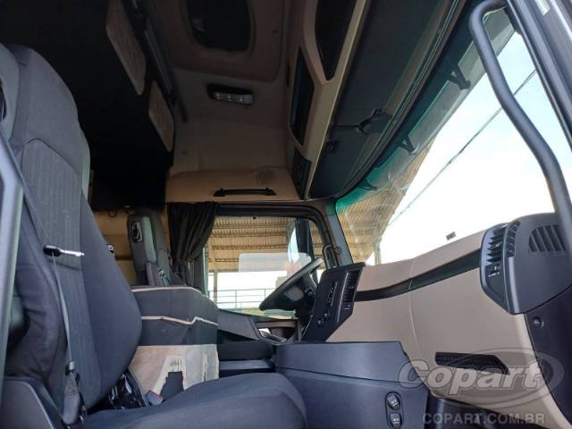 2023 MERCEDES BENZ ACTROS 