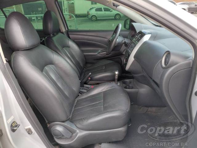 2017 NISSAN VERSA 