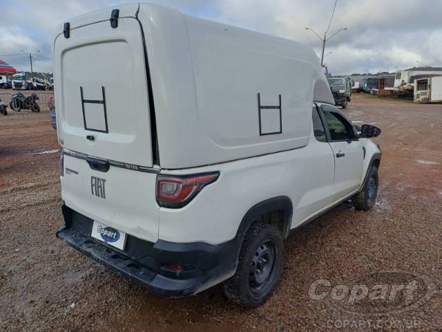 2025 FIAT STRADA 