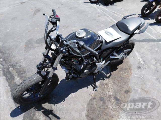 2026 HONDA CB 300F 