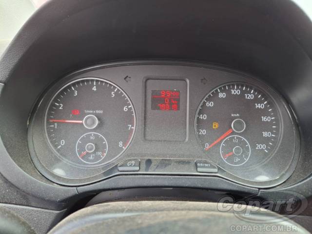 2013 VOLKSWAGEN FOX 