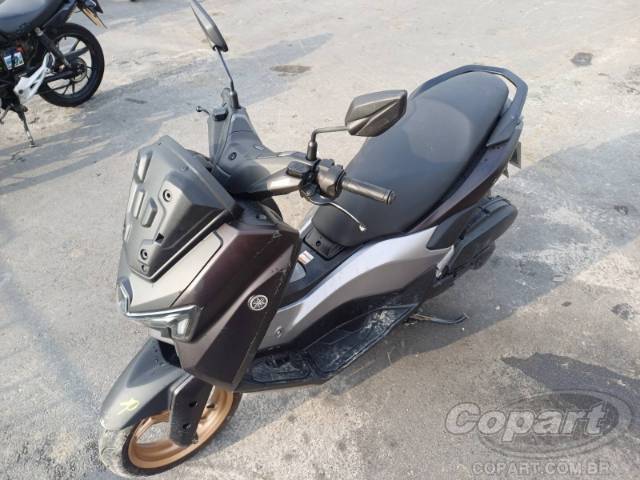2025 YAMAHA NMAX 