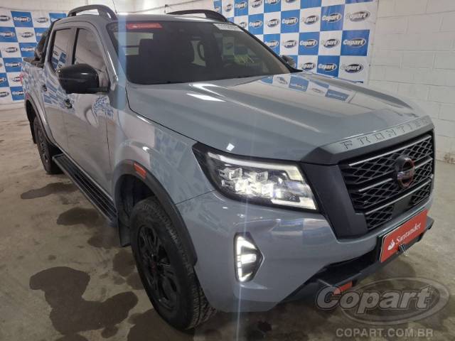 2025 NISSAN FRONTIER CD 