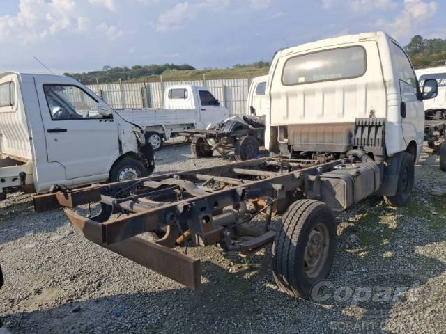 2011 KIA BONGO 