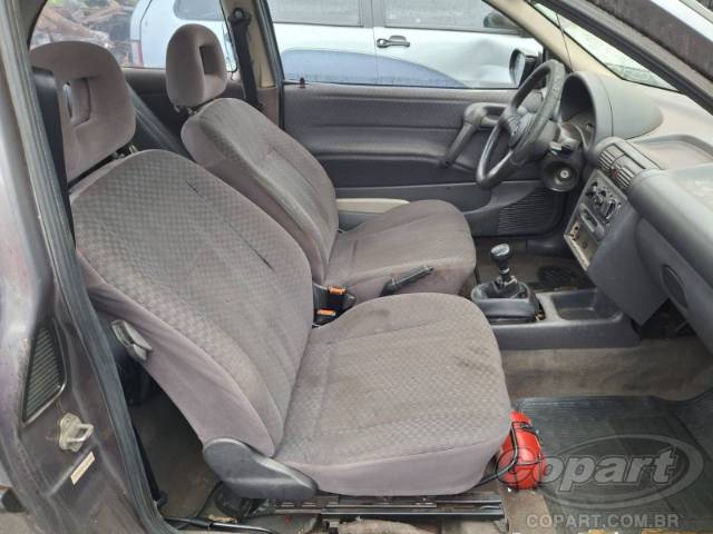 1996 CHEVROLET CORSA 