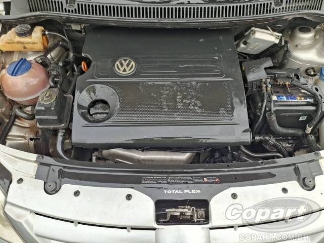 2005 VOLKSWAGEN FOX 
