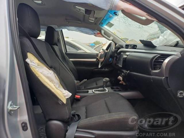 2025 TOYOTA HILUX CD 