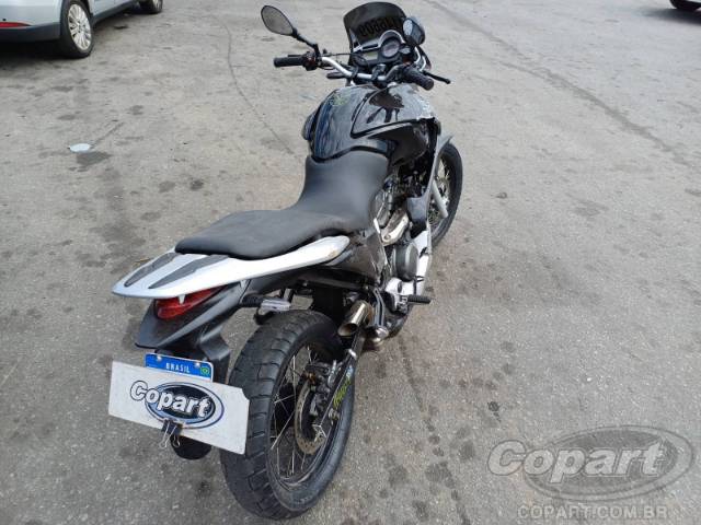 2011 HONDA XL700V 