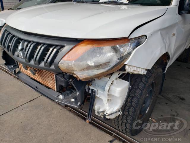 2022 MITSUBISHI L200 TRITON 