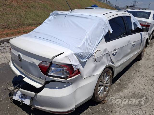 2014 VOLKSWAGEN VOYAGE 