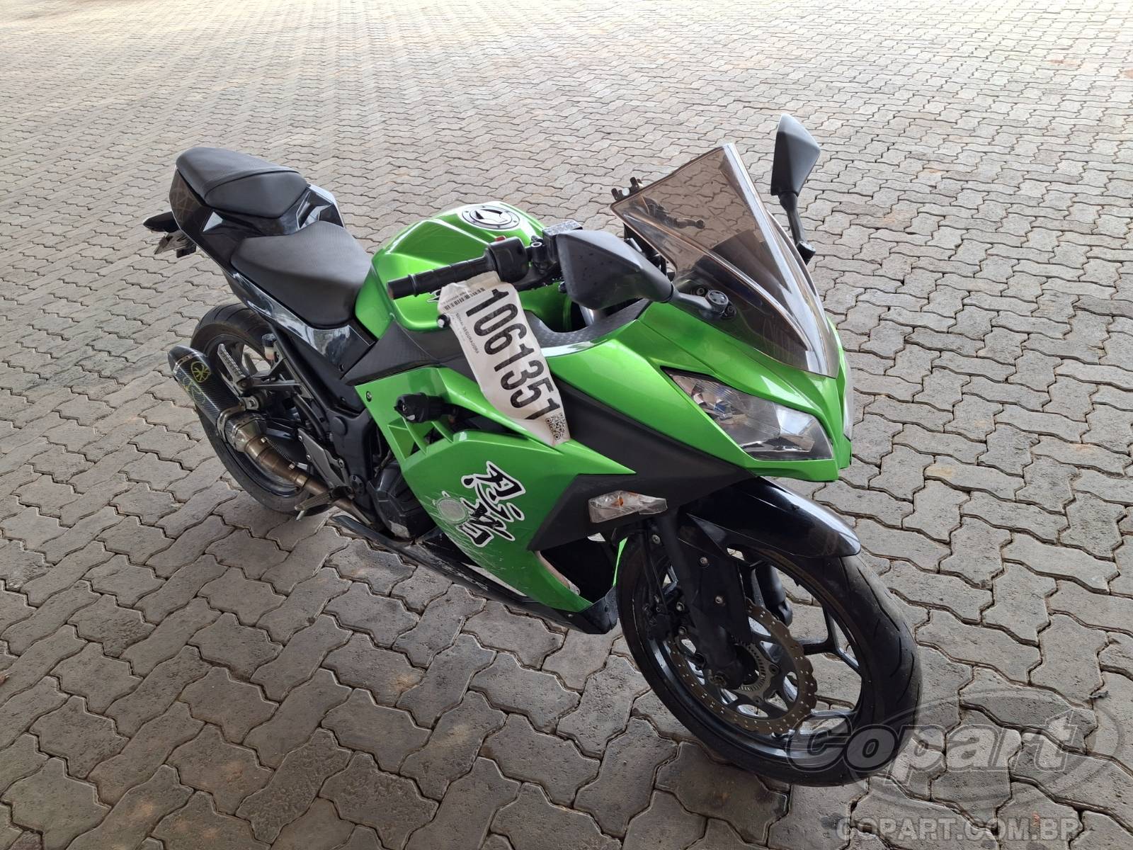 KAWASAKI Ninja 300