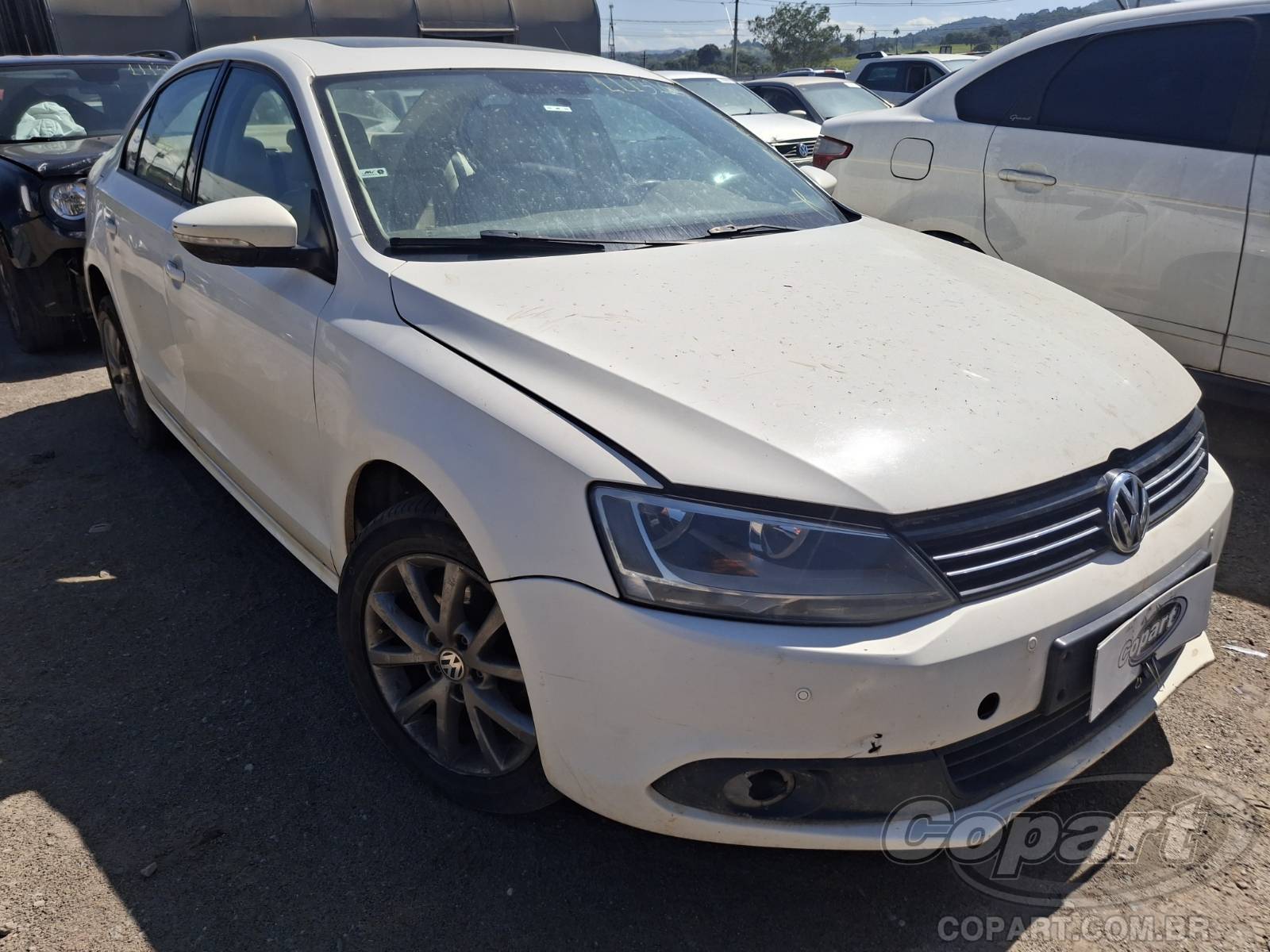 Veículo VW - VolksWagen Jetta Volkswagen Jetta Comfortline 2.0 Total Flex 2013 Colisão 2013 em leilão