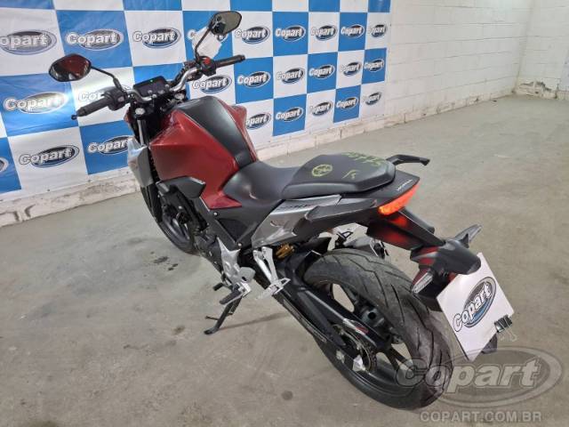 2025 HONDA CB 300F 