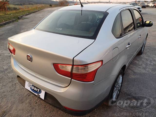 2015 FIAT GRAND SIENA 