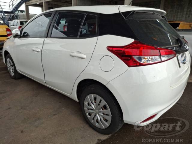 2023 TOYOTA YARIS 