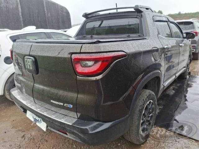 2017 FIAT TORO 
