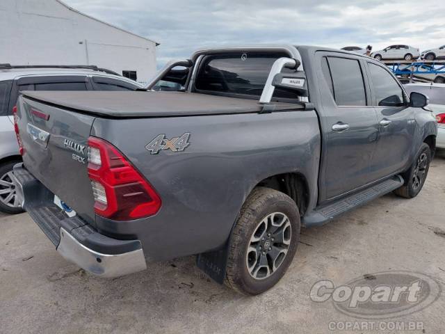 2021 TOYOTA HILUX CD 