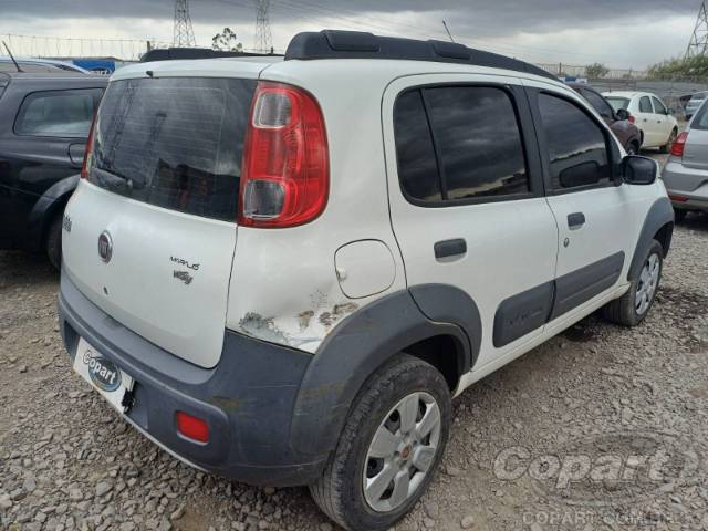 2013 FIAT UNO 