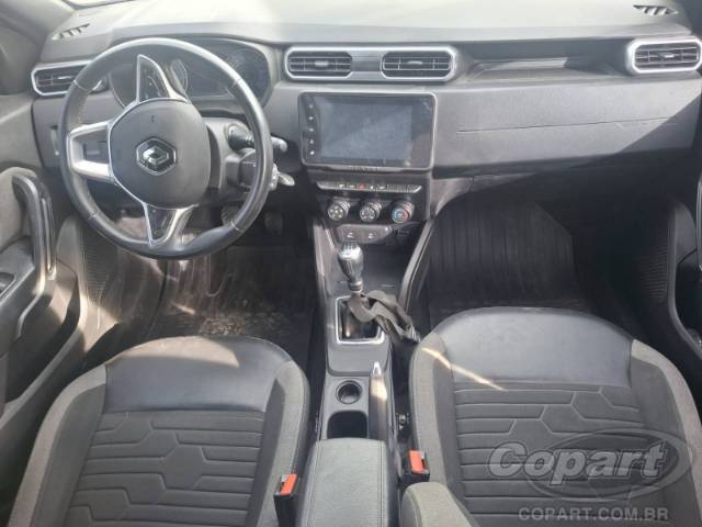 2025 RENAULT DUSTER 
