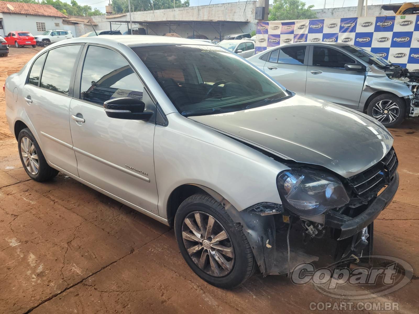 Veículo VW - VolksWagen POLO SEDAN 2013 VOLKSWAGEN POLO SEDAN 1.6 TOTAL FLEX 2013 em leilão