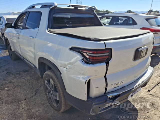2026 FIAT TORO 