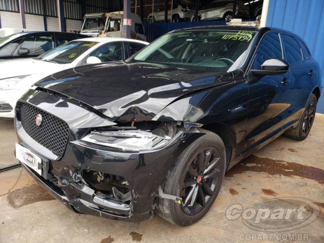 2017 JAGUAR F-PACE 