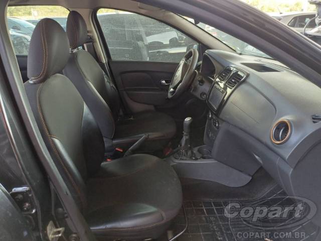 2015 RENAULT SANDERO 