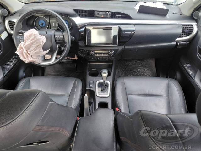 2017 TOYOTA HILUX CD 