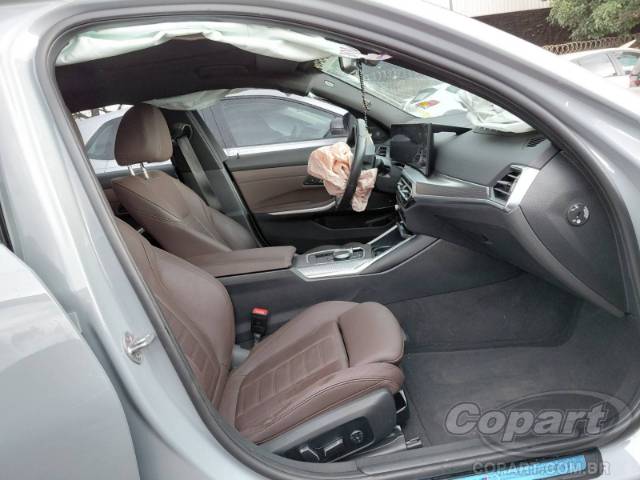 2024 BMW SERIE 3 