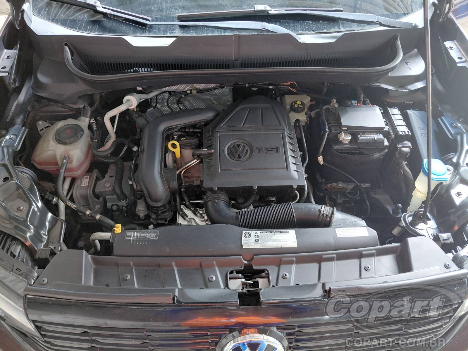 2020 VOLKSWAGEN T-CROSS — foto 7 de 10