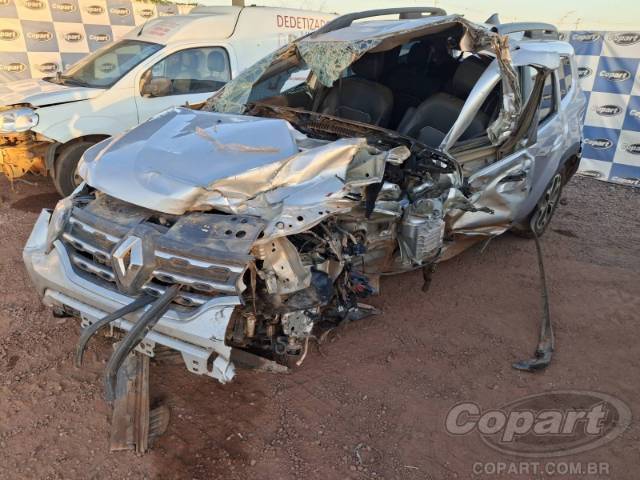 2024 RENAULT DUSTER 