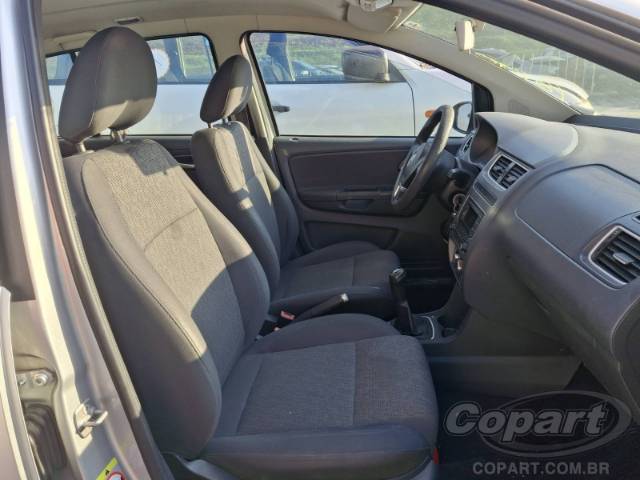 2014 VOLKSWAGEN FOX 