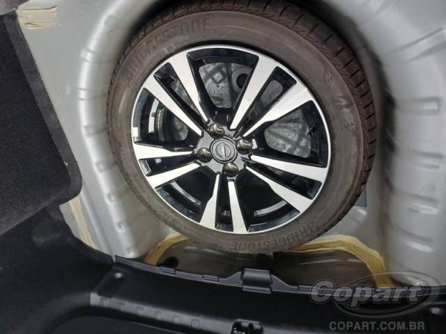 2025 NISSAN Kicks Play 