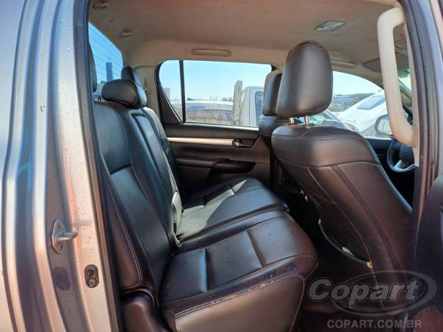 2019 TOYOTA HILUX CD 