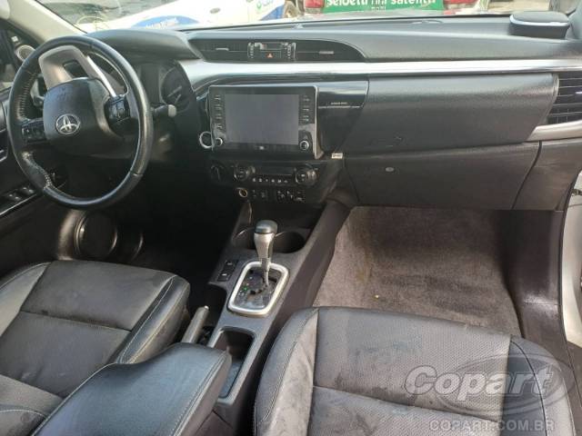 2023 TOYOTA HILUX CD 