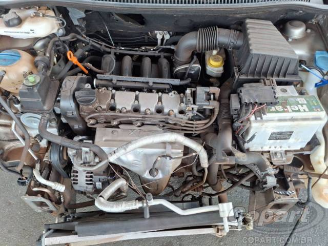 2013 VOLKSWAGEN FOX 