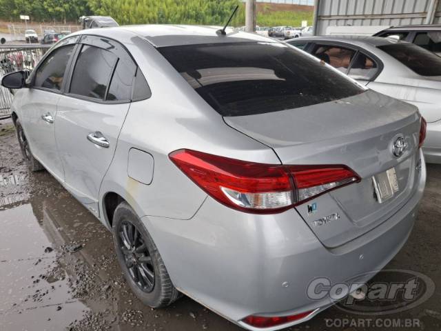 2019 TOYOTA YARIS SEDA 