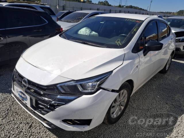 2024 NISSAN VERSA 