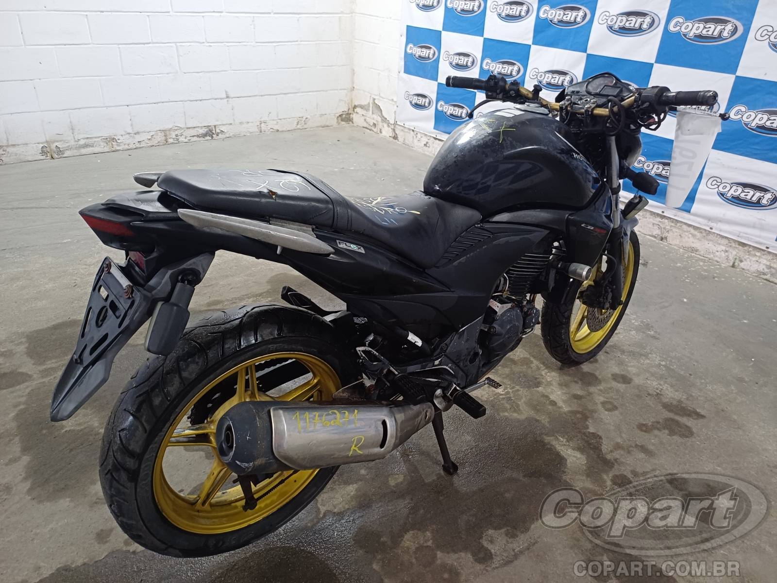 Foto 4: 2014 HONDA CB 300 CB 300 R