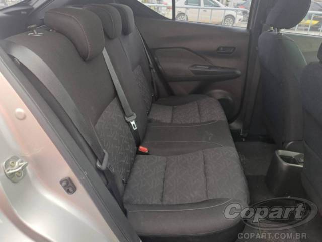 2021 NISSAN KICKS 