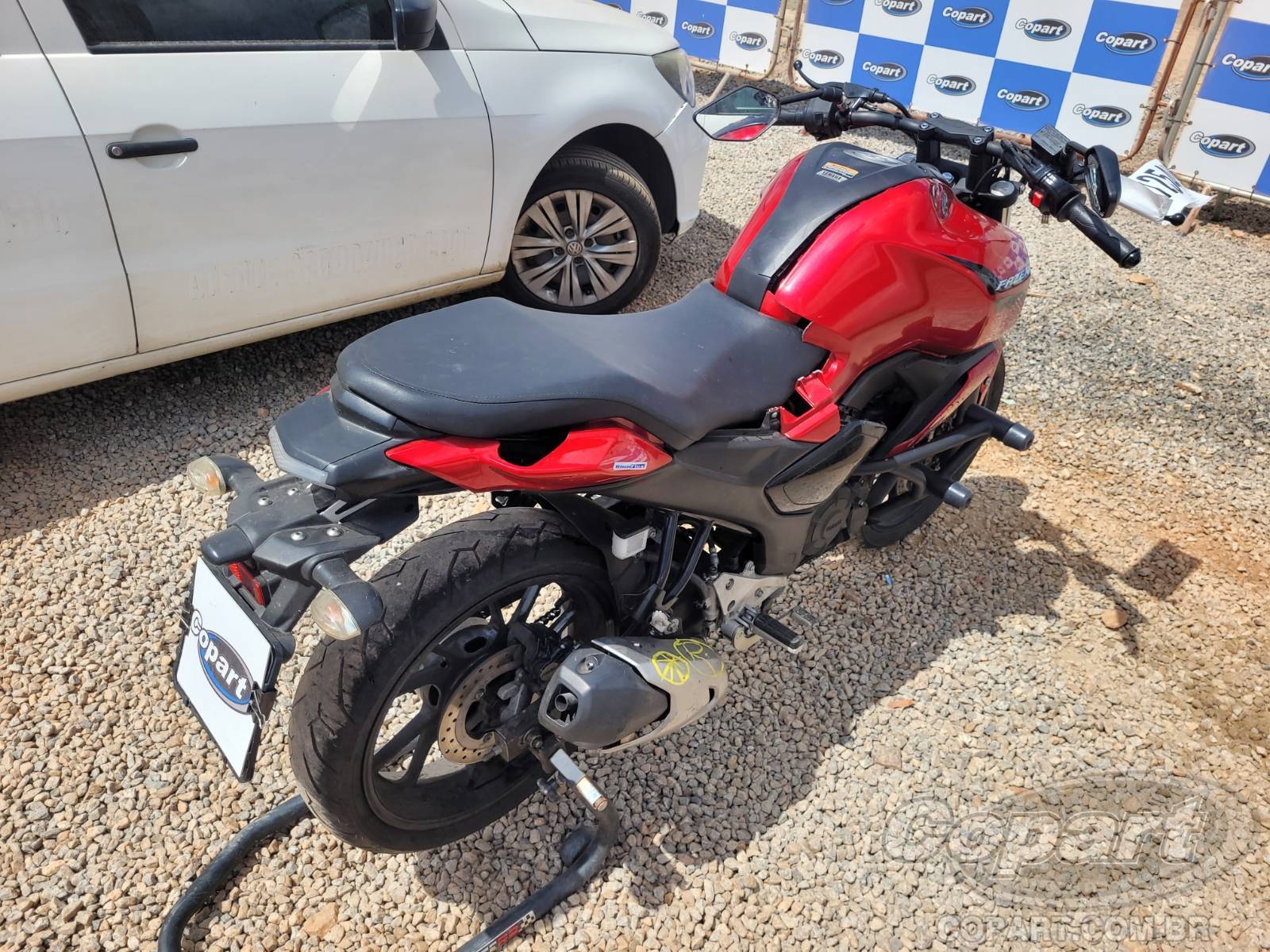 2024 YAMAHA FZ15 — foto 4 de 10