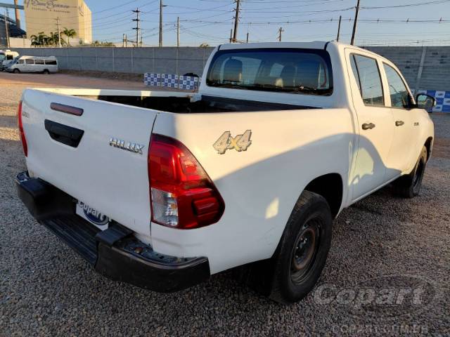 2022 TOYOTA HILUX CD 