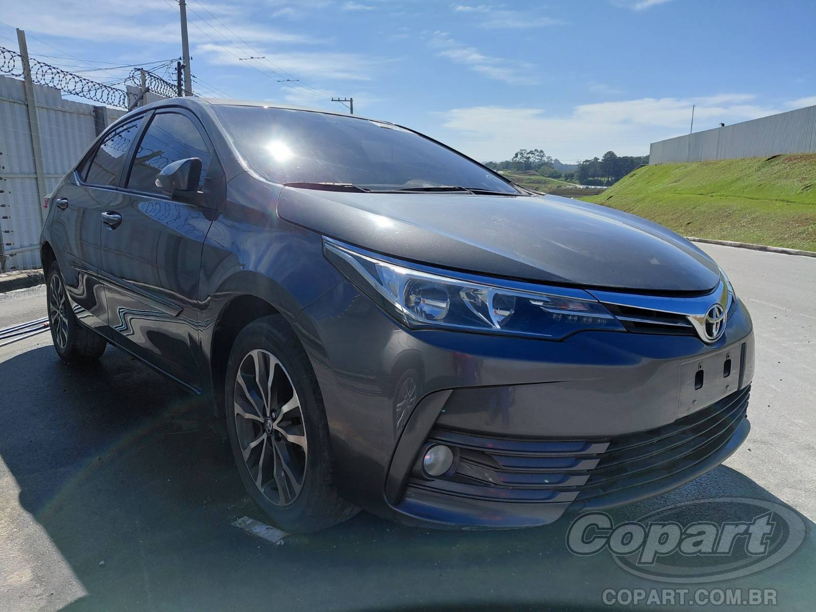 Veículo Toyota Corolla Toyota Corolla XEi 2.0 16V Dual VVT-i 2018 Recuperável 2018 em leilão