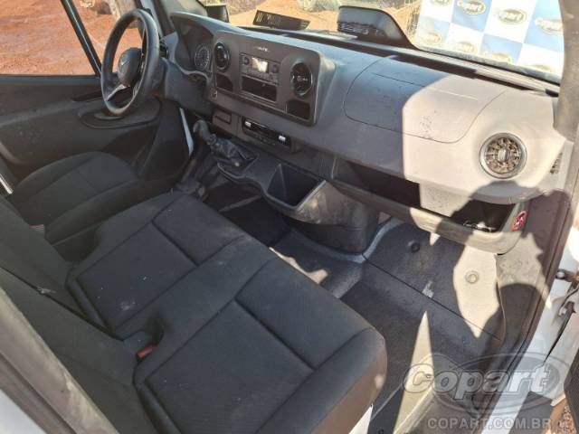 2025 MERCEDES BENZ SPRINTER 