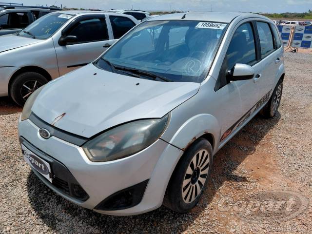 2013 FORD FIESTA 