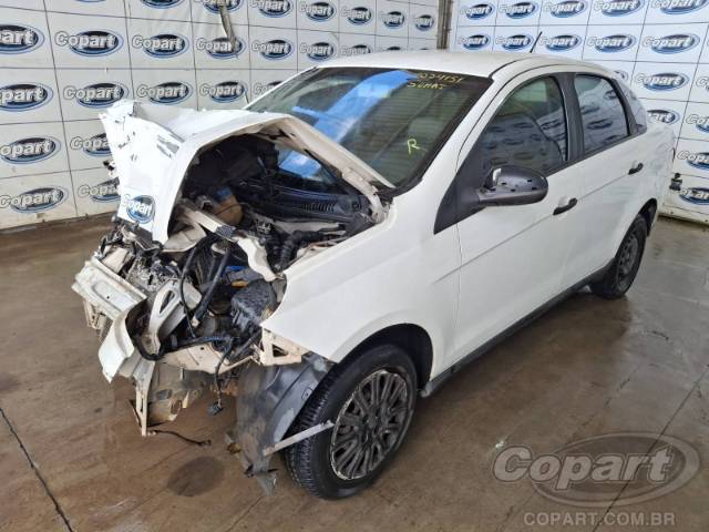 2018 FIAT GRAND SIENA 