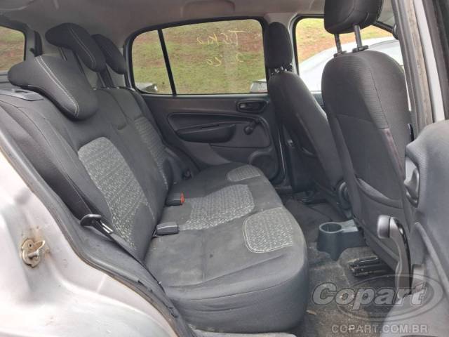 2021 FIAT UNO 